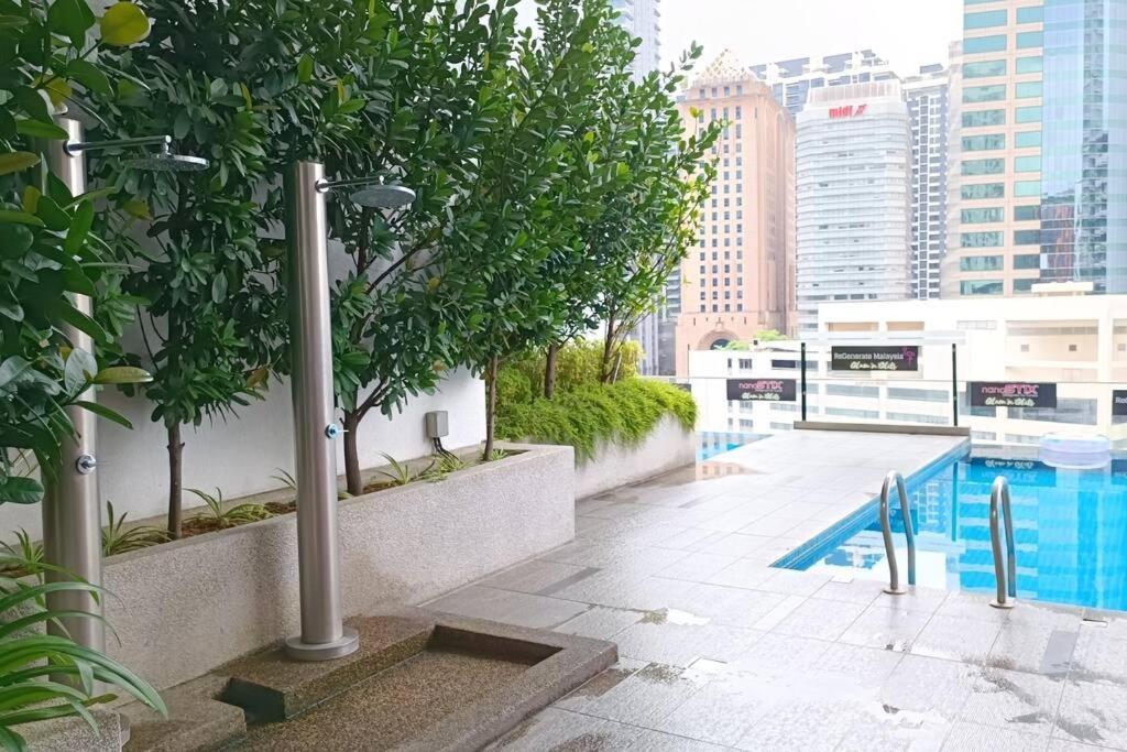A05 Bukit Ceylon Kl Tower View Balcony Apartment Куала-Лумпур Экстерьер фото